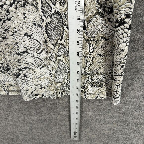 Liz Baker T-Shirt Women L Large Gray Animal Print Short Sleeve Round Neck Casual - Picture 5 of 6